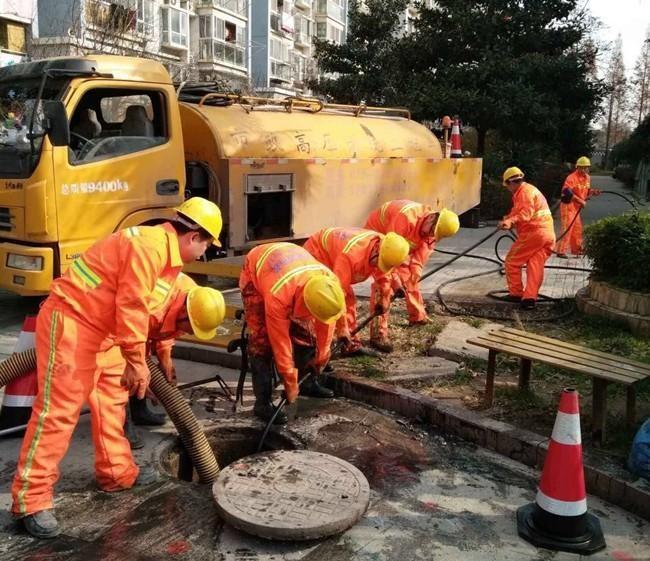 苏尼特右市政管道清淤