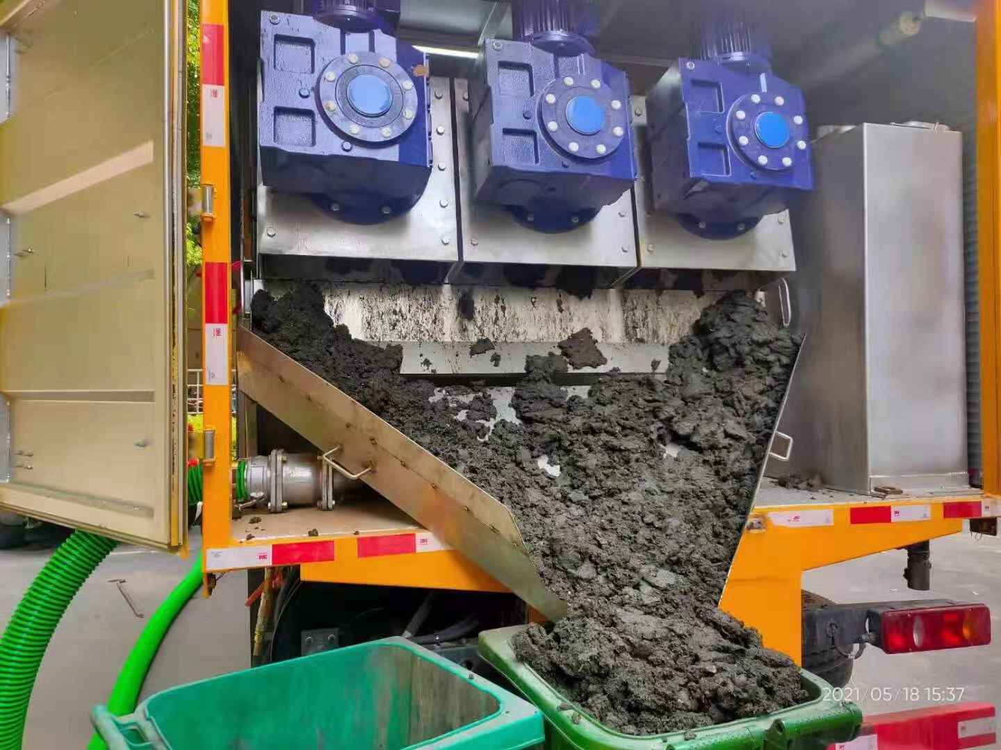 苏尼特右化粪池清掏城市维护站-泥浆净化干湿分离处理